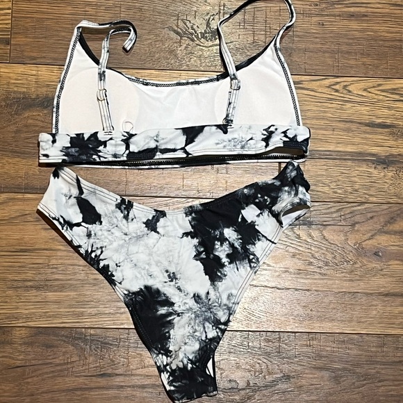 Black Tie Dye High Waisted bikini size small - Picture 3 of 3